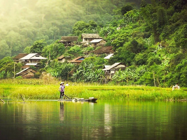 7 Day Vietnam’s Great Motorbike Trails Motorcycle Tour photo 6