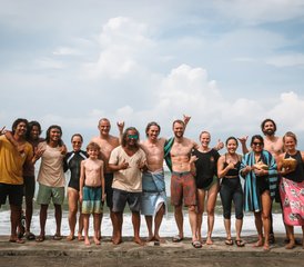 8-Daagse Surfkamp- & Yoga Retreat voor Solo-Reizigers | Rustige Ontsnapping Bij Canggu, Bali, Indonesië - Photo 2