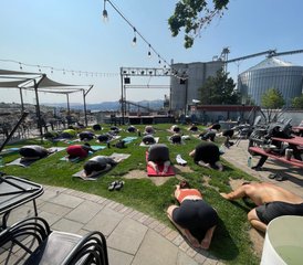 9 Daagse Ontspannende 50-Uur Restorative & Yin Yoga Docentenopleiding in Oregon, USA - Photo 2