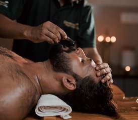 7 días de retiro de Ayurveda, bienestar y terapia rejuvenecedora con yoga en Kerala, India - Photo 2