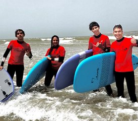 77 Tage Surf-Camp-Erlebnis mit Coaching, Kultur und Wellen in Essaouira, Marokko - Photo 1