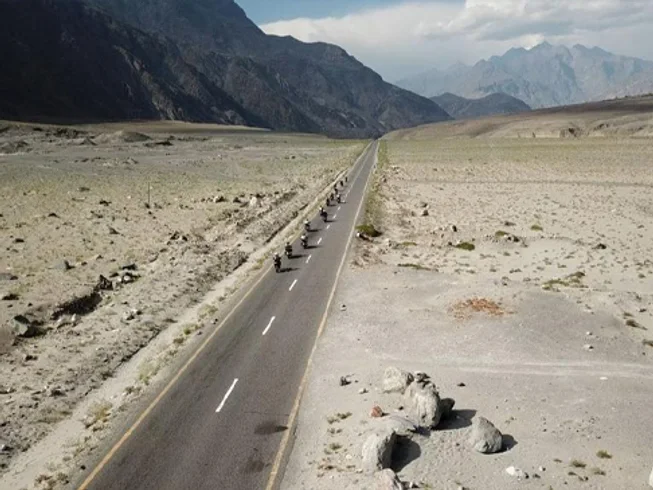 9 Day Guided Motorcycle Tour in Pakistan: Throttle Through The Karakoram photo 7