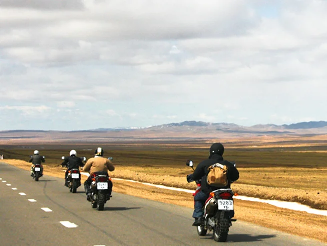 7 Day Guided Motorcycle Adventure Tour in Mongolia photo 4