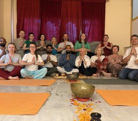 Formación de profesores de yoga Hatha y Ashtanga de 200 horas durante 25 días en Rishikesh, India - Photo 2