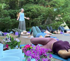 104 jours en stage de reconnexion au sacré, d’herboristerie féminine et de yoga à Marcola, Oregon, États-Unis - Photo 1