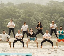30 Tage 200-Stunden Ashtanga-Vinyasa-, Pränatal- und Postnatal-Yogalehrer Ausbildung in Rishikesh, Indien - Photo 5