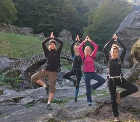 36 días de retiro explorativo de yoga en Vallemaggia, Ticino, Suiza - Photo 1
