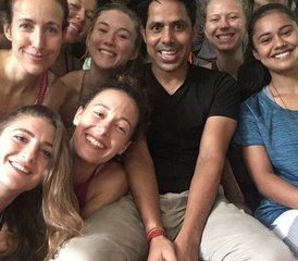 227 jours-300h en formation de professeur de yoga hatha et iyengar à Rishikesh, Inde - Photo 1