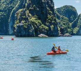 84-Daagse Zalige Yoga Tour met Eierkoffie, Kajakken en Massage in Hanoi en Ha Long Bay, Vietnam - Photo 1