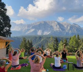 64-Daagse Stille, Mantra Chanting en Berg Yoga Retreat in Schladming, Oostenrijk - Photo 1