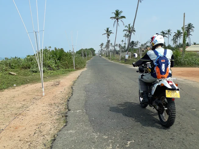 3 Day Getaway to Sigiriya, Kandy, and Negombo Guided Motorcycle Tour in Sri Lanka photo 6