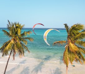 8 Tage Yoga Urlaub mit Kitesurfen oder Wing Foilen am Strand in Sansibar, Tansania - Photo 3