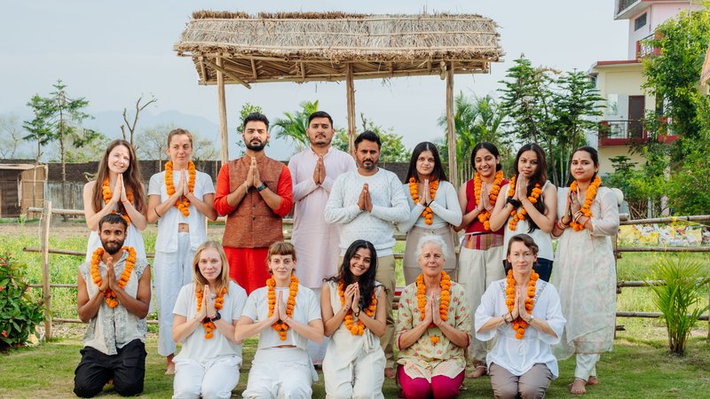 24 jours-200h en formation de professeur d’ayurveda et d’ashtanga, hatha yoga avec Cozy Cottage à Rishikesh, Inde