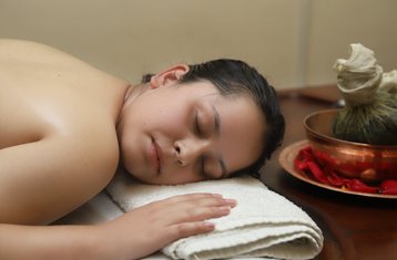 15 Tage Yoga, Detox, Meditations und Ayurveda-Urlaub in Lalitpur, Bagmati-Provinz, Nepal