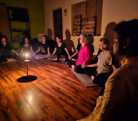 36 días de curso de profesorado de yoga de 500 horas en la tierra santa de Vrindavan, distrito de Mathura, India - Photo 4