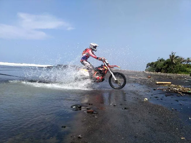 2 Day Guided Adventure Motorbike Tour in Jembrana, Bali photo 5