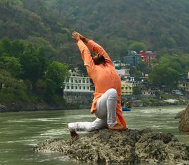 017 jours en stage de yoga d'été, méditation, retraite en montagne sacrée et voyage en Inde - Photo 1