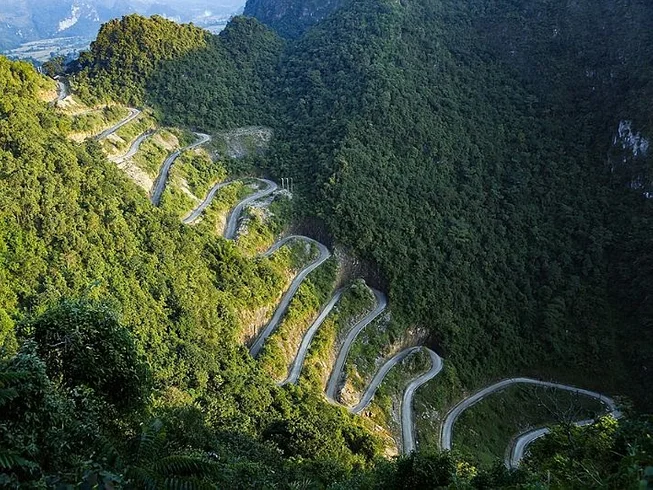 Tri-Nation Thrills: 17 Days Guided Motorcycle Tour Through Thailand, Laos, and Vietnam photo 5