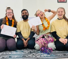 4 jours en formation de professeur de yoga du rire et méditation à Rishikesh, Inde - Photo 4