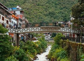 Aguas Calientes Retreats & Trips
