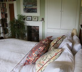 3 Day Yoga Retreat with Paddle Boarding and Wild Swimming in Tiptoe, New Forest, UK - Photo 5