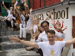 56 Tage 500-Stunden Hatha Yogalehrer Ausbildung in Dharamshala