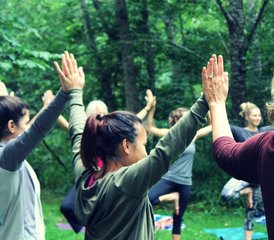 74 jours en retraite de yoga féminine Retour à la nature en Oregon, États-Unis - Photo 1