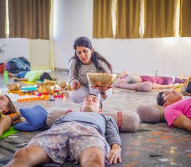 28 jours en formation avancée de professeur de yoga 300h avec thérapie yogique à Rishikesh, Inde - Photo 5