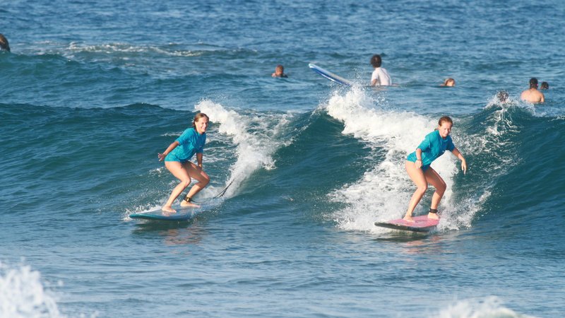 8 días de programa de surf y yoga en Puerto Escondido, Oaxaca