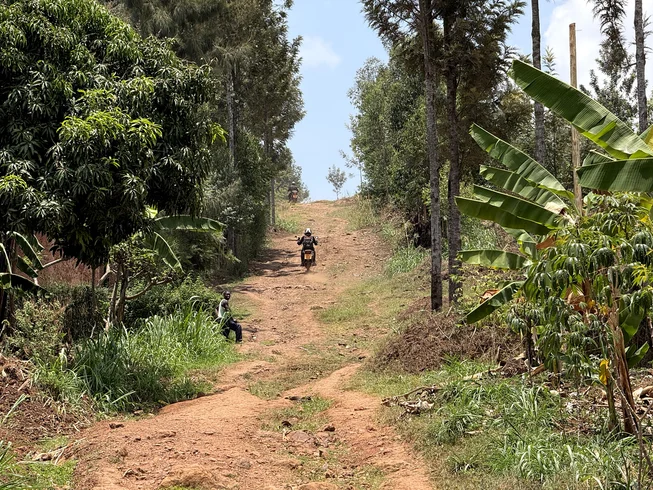 4 Days Rwanda Congo Nile Express Guided Motorcycle Tour photo 6