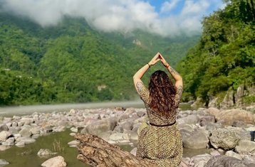 3 días de retiro de bienestar y yoga en el corazón de Rishikesh, India