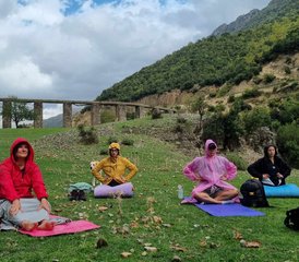 8 Tage zur Erneuerung: All-inclusive Yoga Retreat in Përmet, Südalbanien - Photo 3