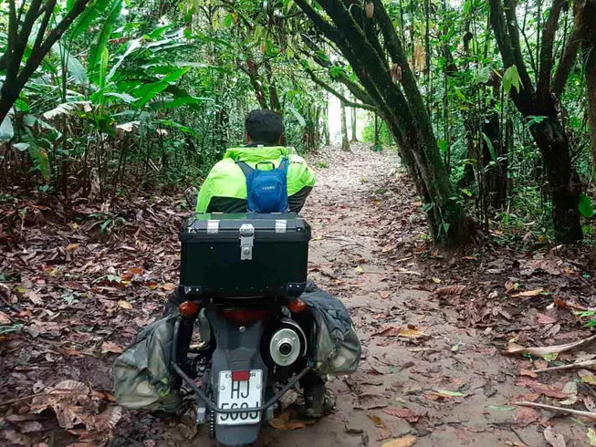 9 Day Three Worlds Guided Adventure Motorcycle Tour in Ecuador