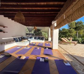 7 jours en stage de formation de professeur de yin yoga 60h avec les cinq éléments et thérapie fasciale à Ibiza, Espagne - Photo 2