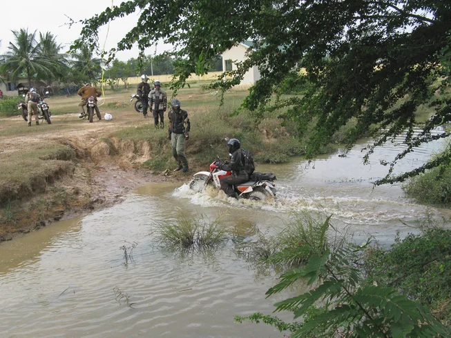 9 Day Off-Road Discover Cambodia Highlights Guided Motorcycle Tour photo 8