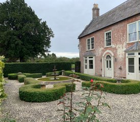 4 Day Women's Therapeutic Yoga Holiday in Dorset, UK - Photo 3
