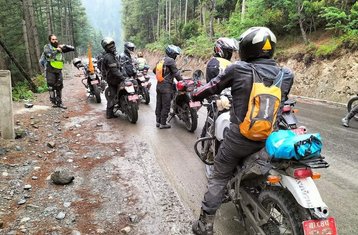 13-Daagse Begeleide Motorrondreis in Nepal: Ervaar het Mustang Nirvana Avontuur in Kathmandu