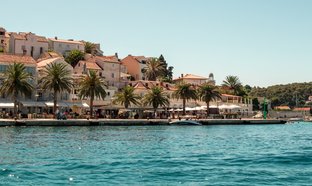 Hvar Retraites en Reizen