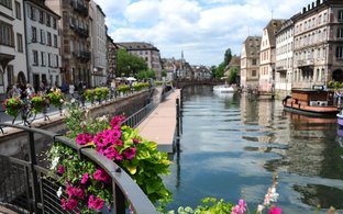 Grand Est Retreats und Reisen