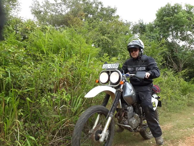 3 Day Getaway to Sigiriya, Kandy, and Negombo Guided Motorcycle Tour in Sri Lanka photo 10