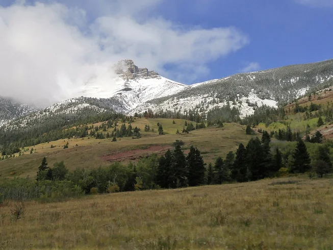 13 Day Self-Guided Canadian Rockies Motorcycle Tour in Western Canada photo 6