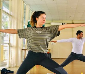 15 jours-100h en formation de professeur de yoga hatha, ashtanga et vinyasa flow à Rishikesh, Inde - Photo 4