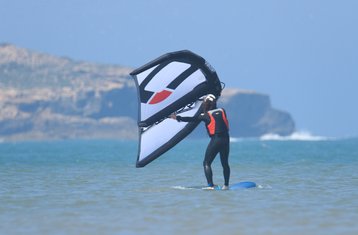 6 días de campamento de wingfoil para principiantes e intermedios en Essaouira, Marruecos