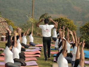 15 Tage 200-Stunden Level 1 Flexible AYUSH Yoga Protokoll Lehrerausbildung (YPI) in Pune