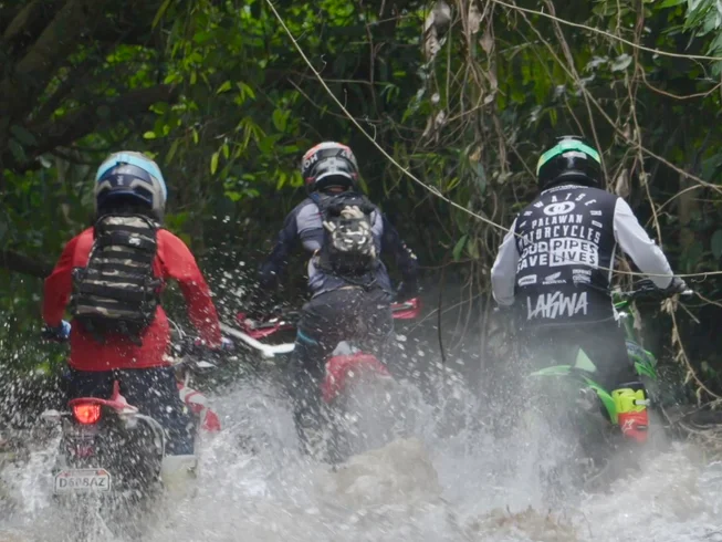 Non-Residential Enduro Advanced Guided Motorcycle Day Tour in El Nido, Philippines photo 4