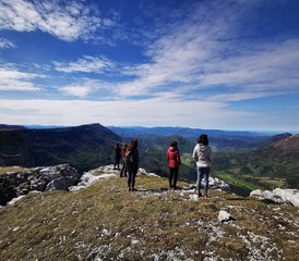 23 jours en week-end de yoga et marche à La Chapelle-en-Vercors, Drôme, France - Photo 1