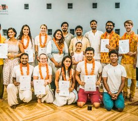 24 días de profesorado de yoga Hatha, meditación y Kundalini de 200 horas en India - Photo 3