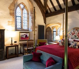 2 Day Escape: Starry, Starry Night and Mindful Stargazing Retreat in West Sussex, UK - Photo 4