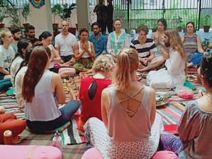27 Tage 200-Stunden Authentische Yogalehrer Ausbildung in Rishikesh, Indien