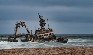 Côte des Squelettes Retraites et Voyages